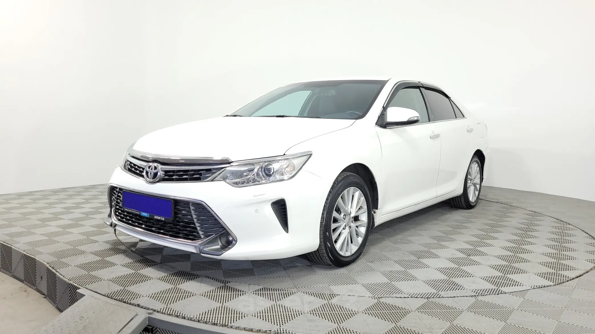 Toyota Camry 2015