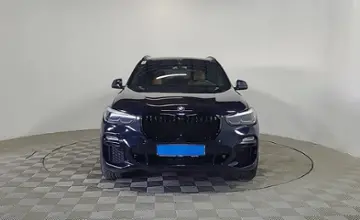 BMW X5 2018 года за 37 500 000 тг. в Алматы фото 2