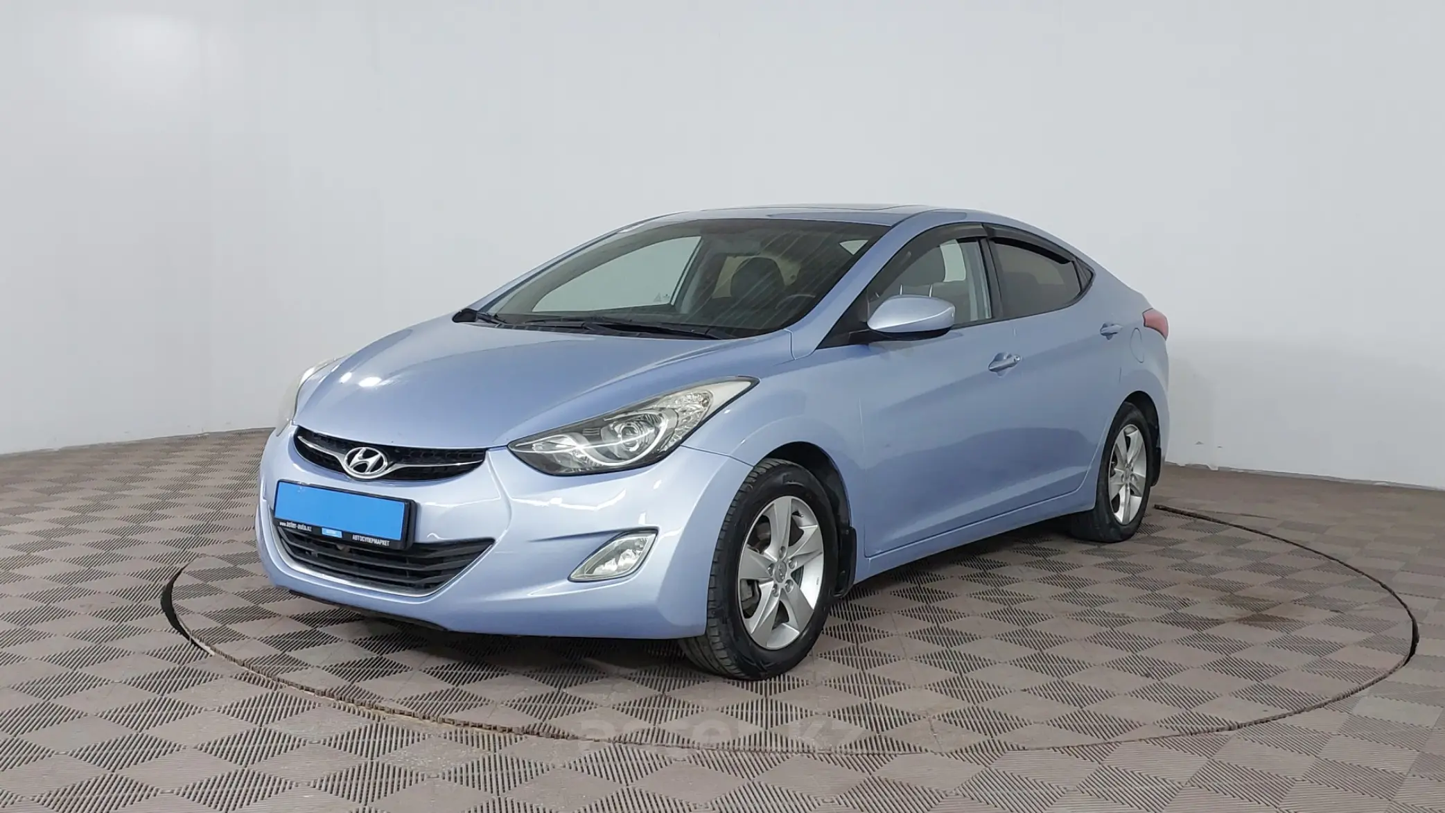 Hyundai Elantra 2013