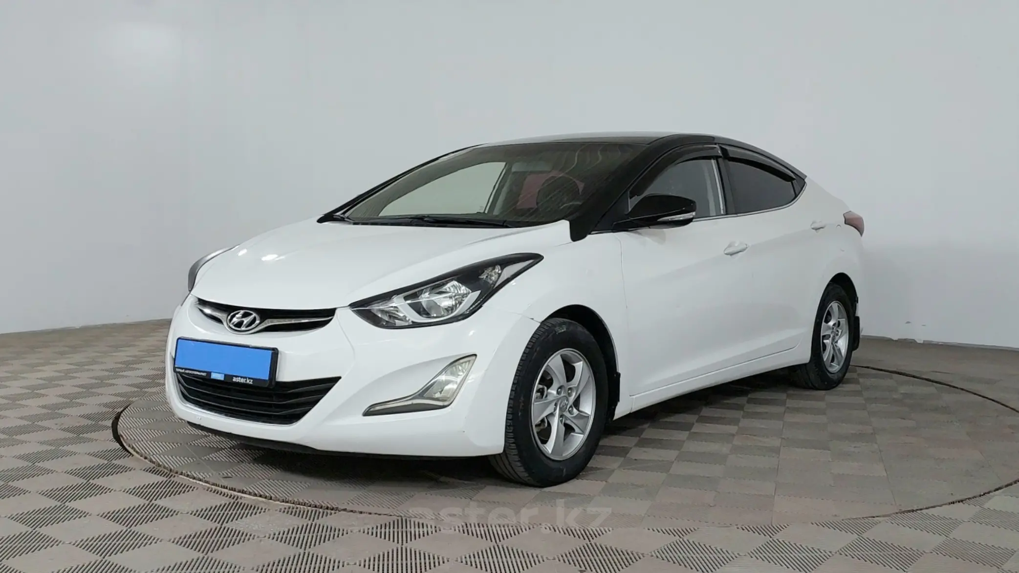 Hyundai Elantra 2014