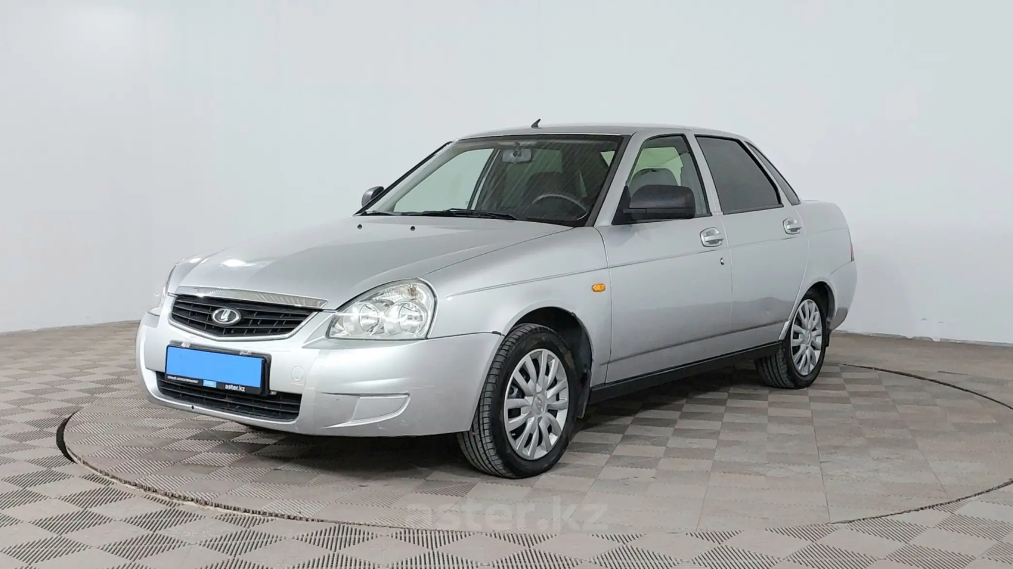 LADA (ВАЗ) Priora 2012