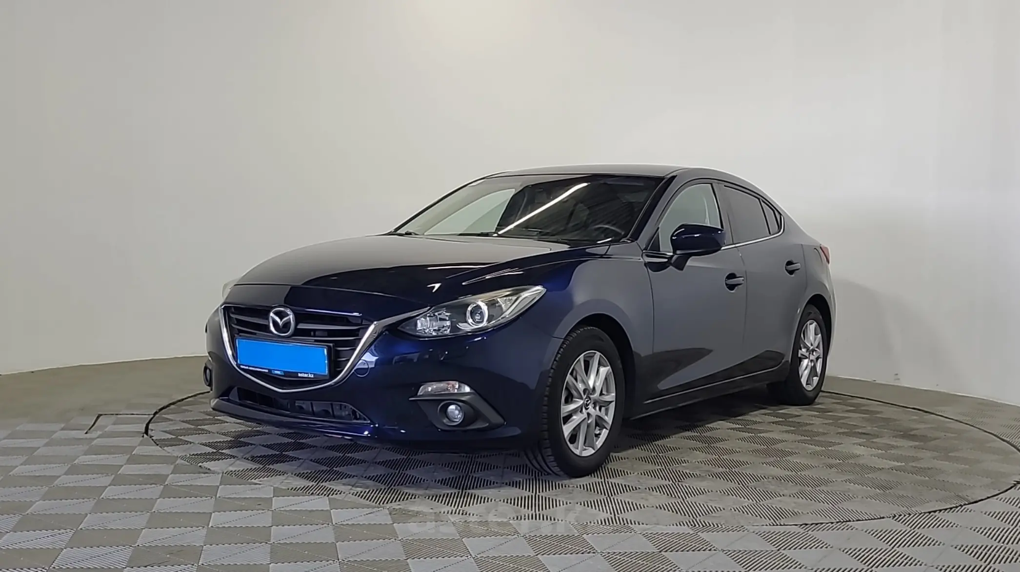 Mazda 3 2015