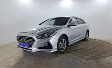 Hyundai Sonata 2019 года за 7 750 000 тг. в Актобе