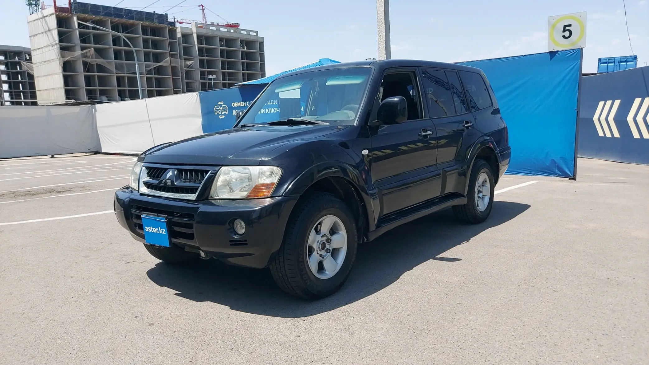 Mitsubishi Pajero 2003