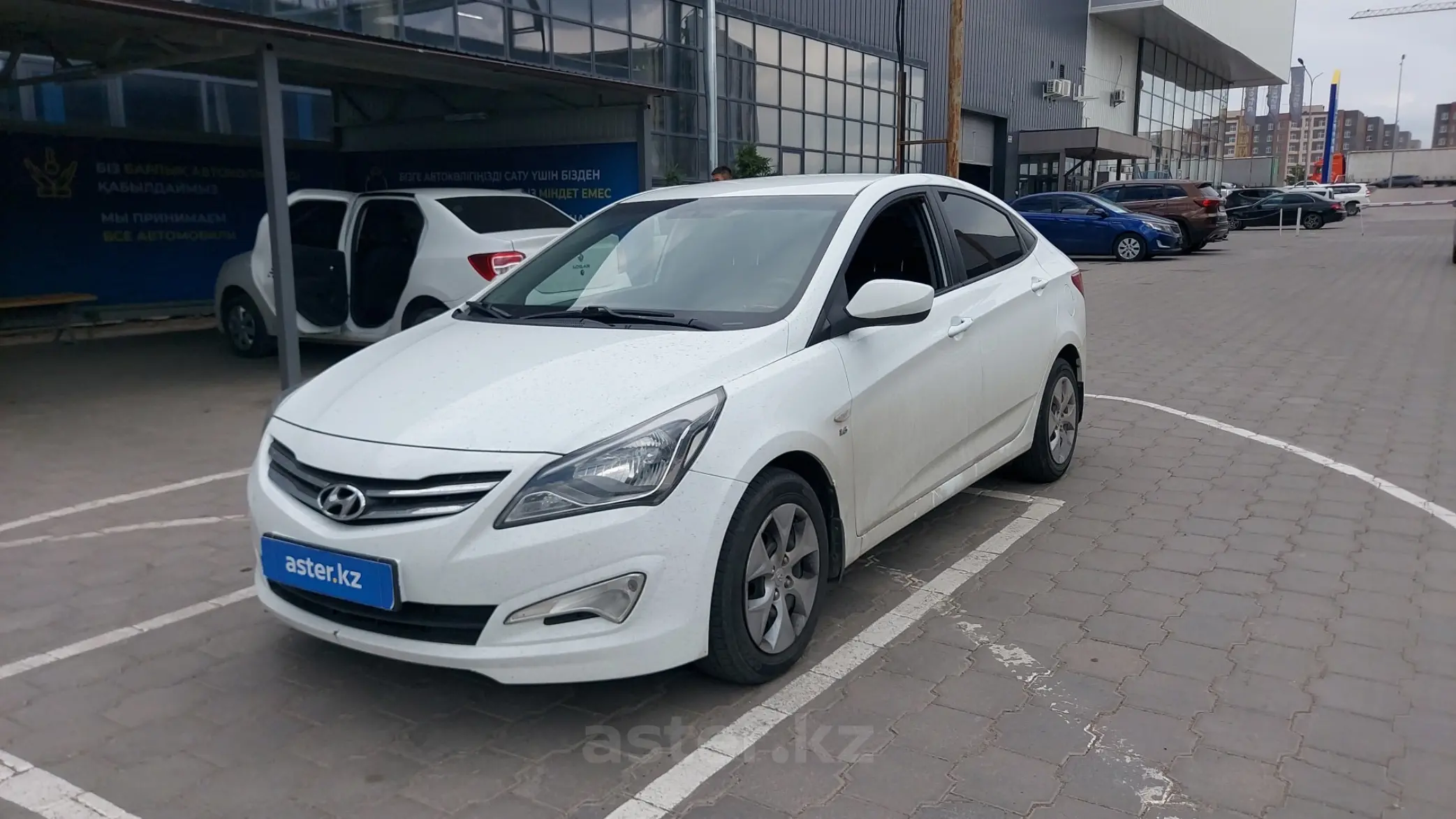 Hyundai Solaris 2015