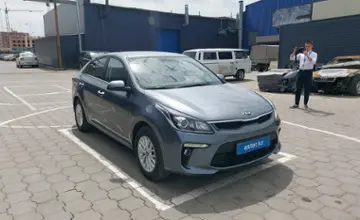 Kia Rio 2020 года за 8 300 000 тг. в Караганда фото 2