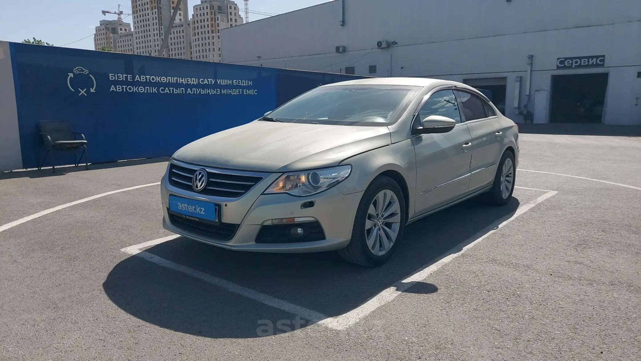 Volkswagen Passat CC 2010