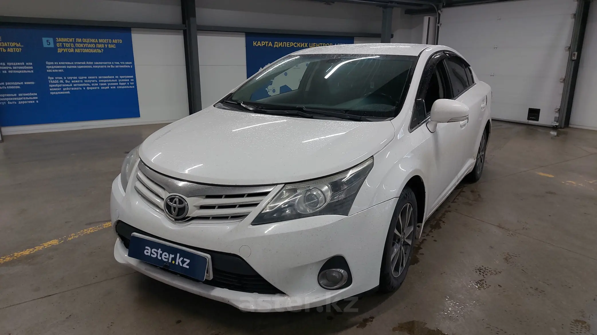 Toyota Avensis 2012