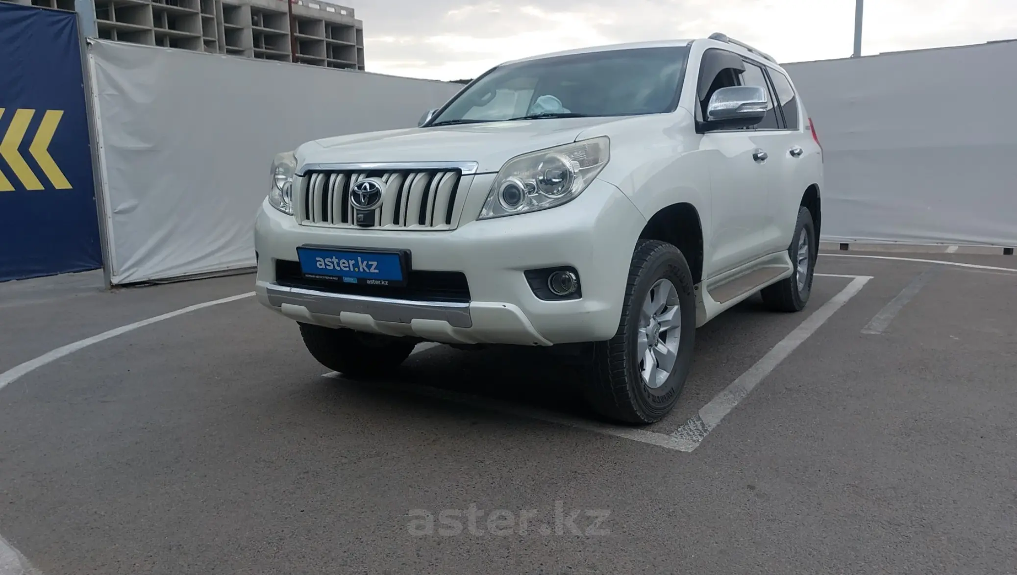 Toyota Land Cruiser Prado 2012