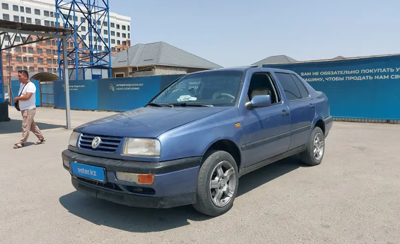 Volkswagen Vento 1993 года за 1 500 000 тг. в Шымкент