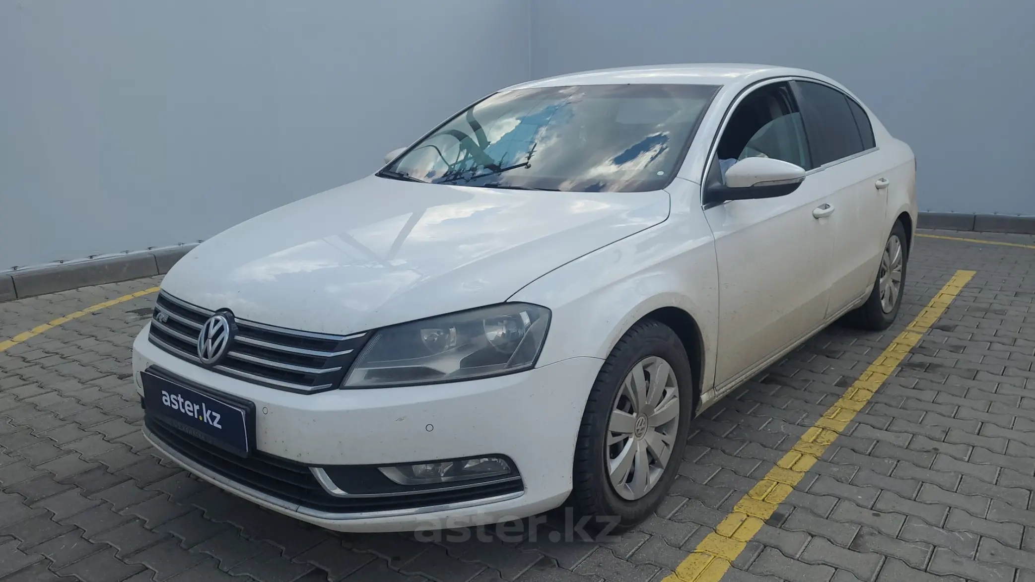 Volkswagen Passat 2011