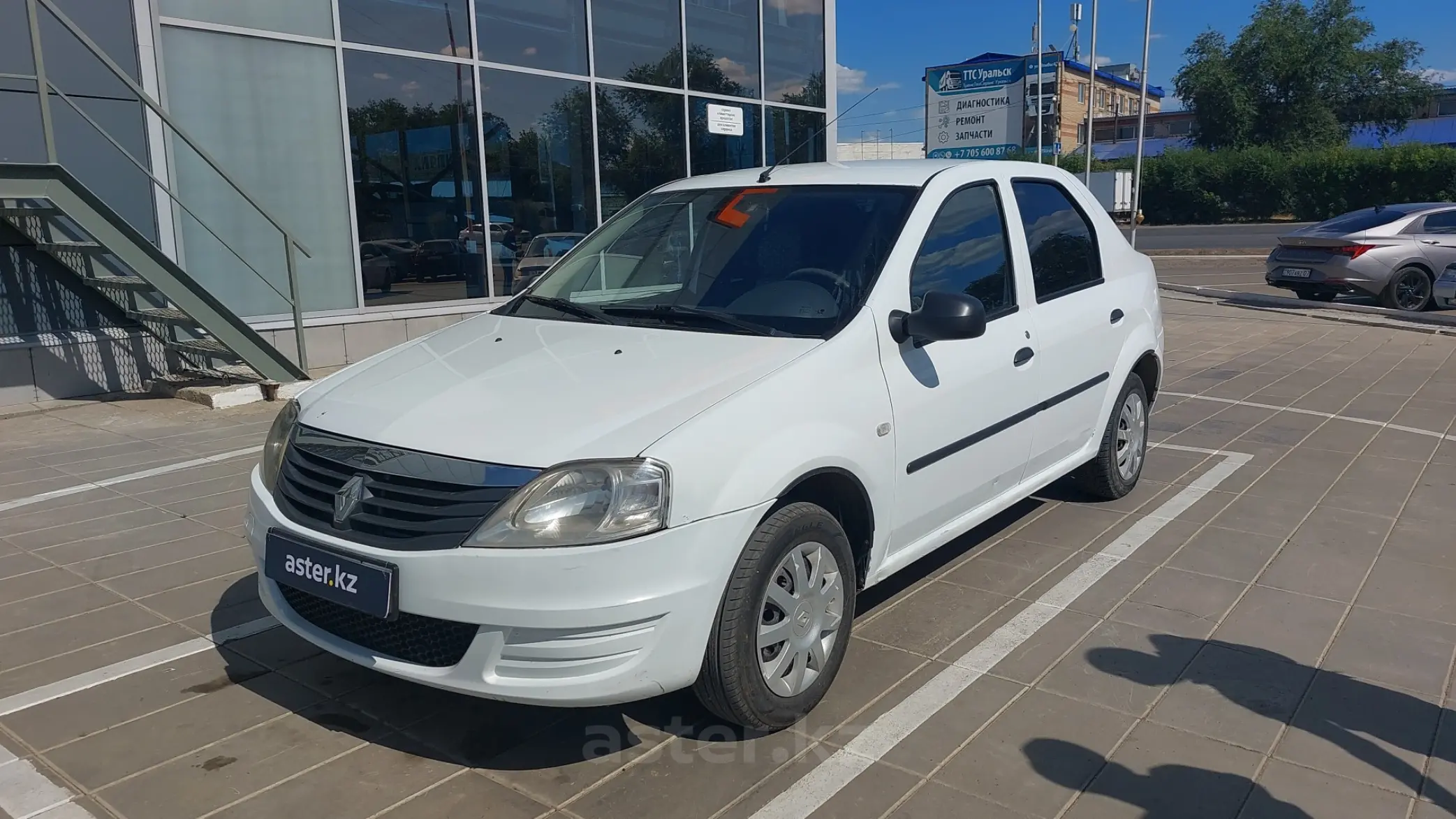 Renault Logan 2010