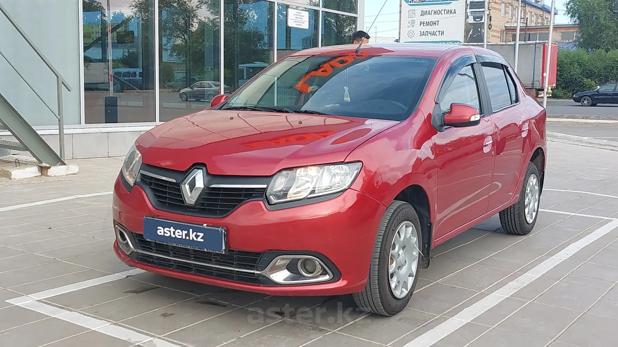 Renault Logan 2014