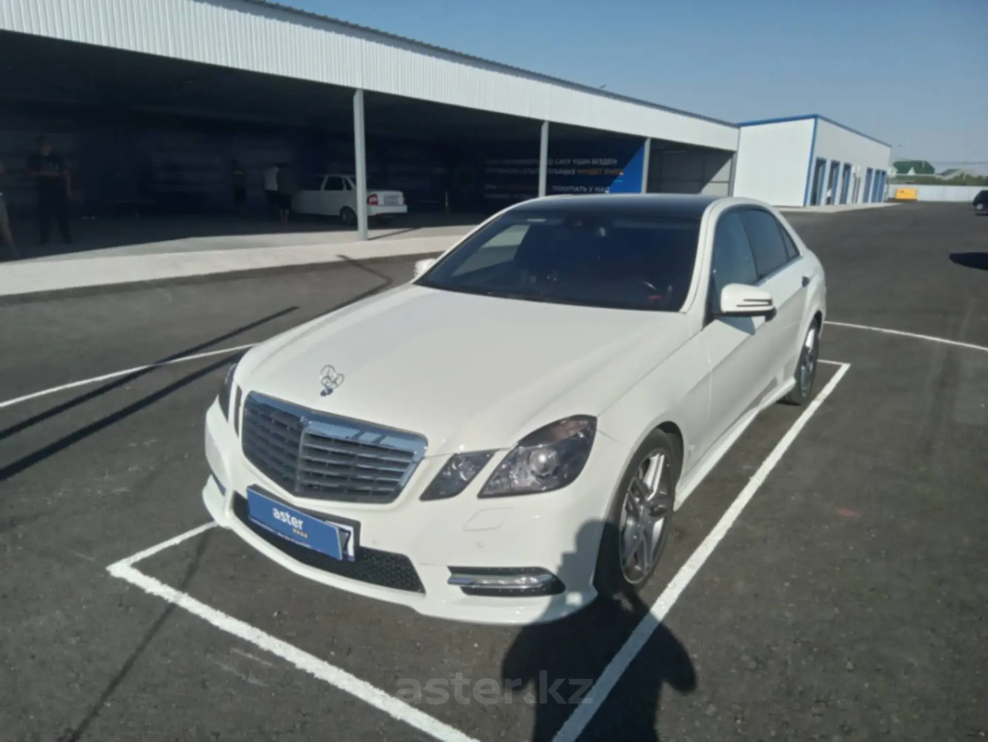 Mercedes-Benz E-Класс 2012