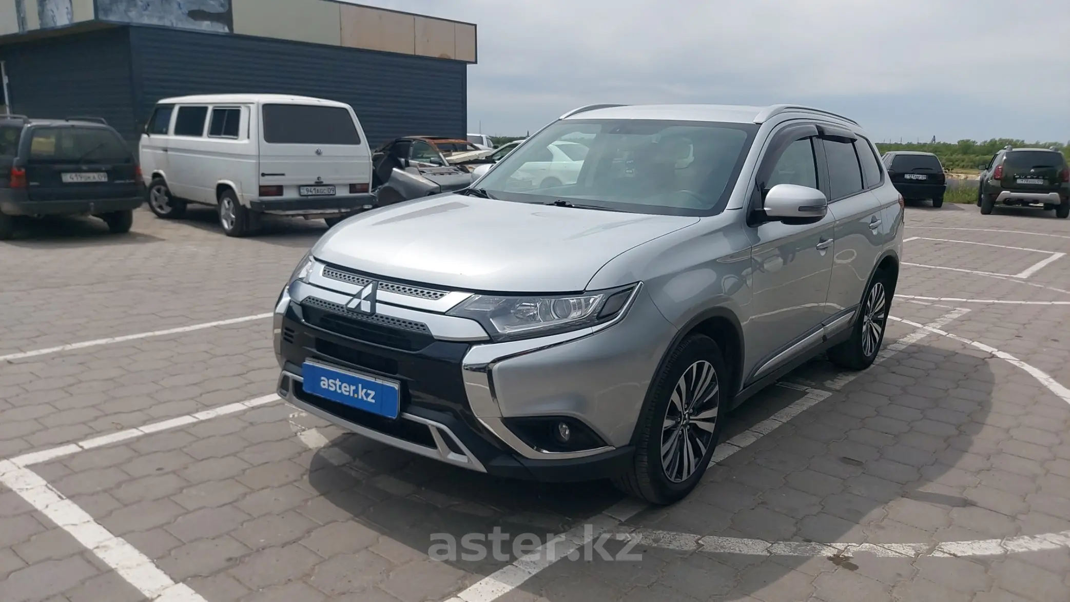 Mitsubishi Outlander 2019