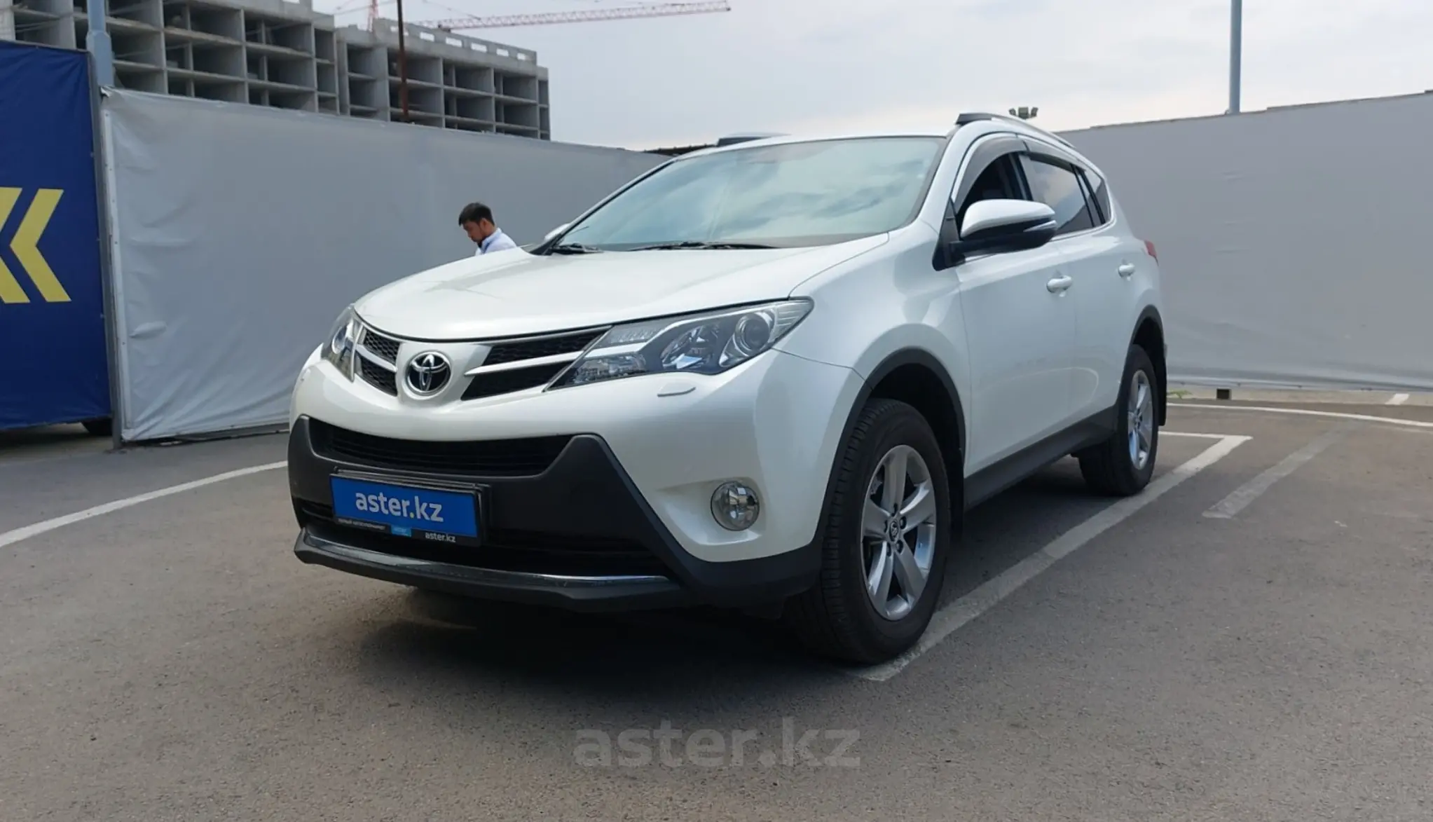 Toyota RAV4 2014