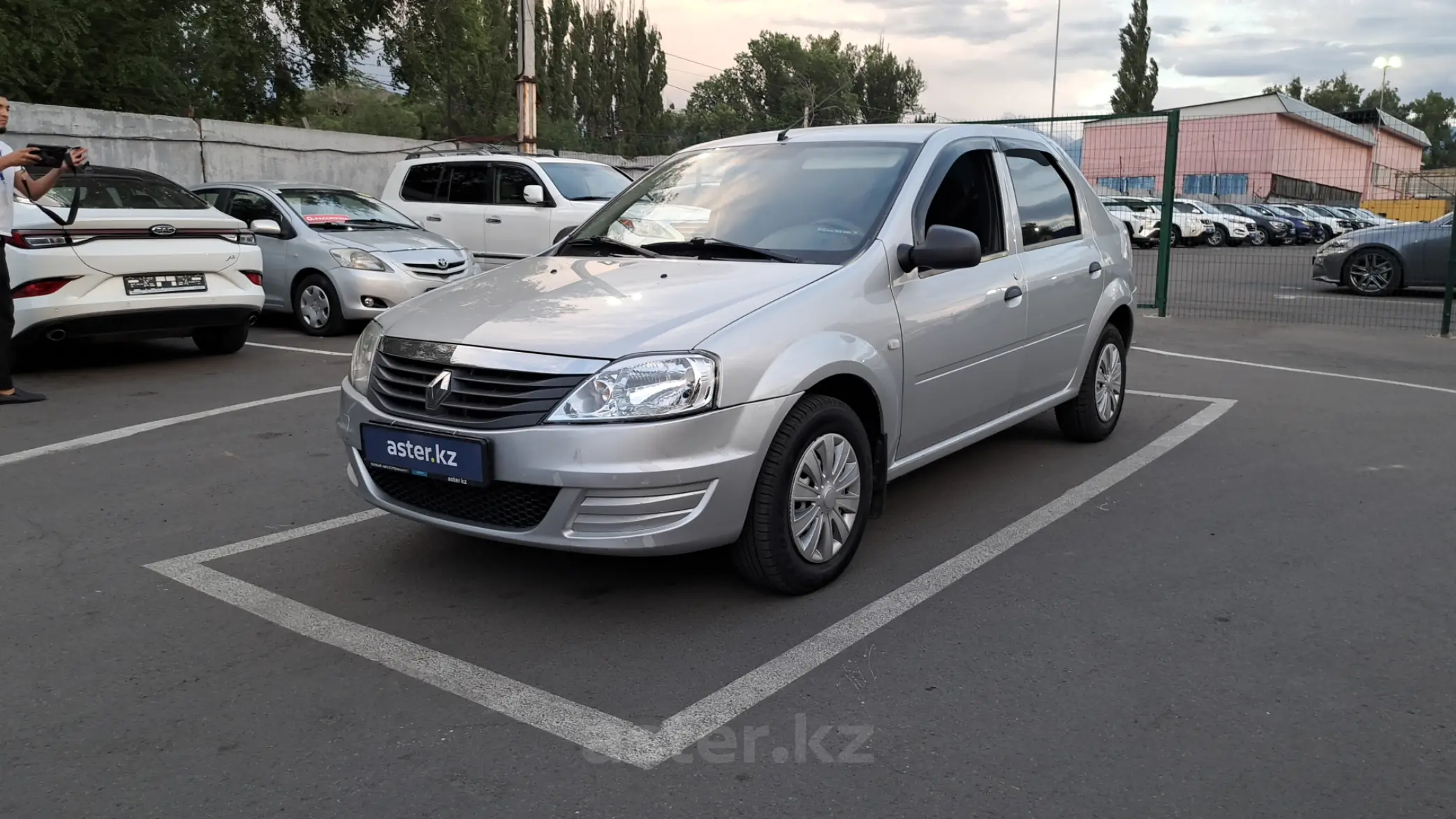 Renault Logan 2015