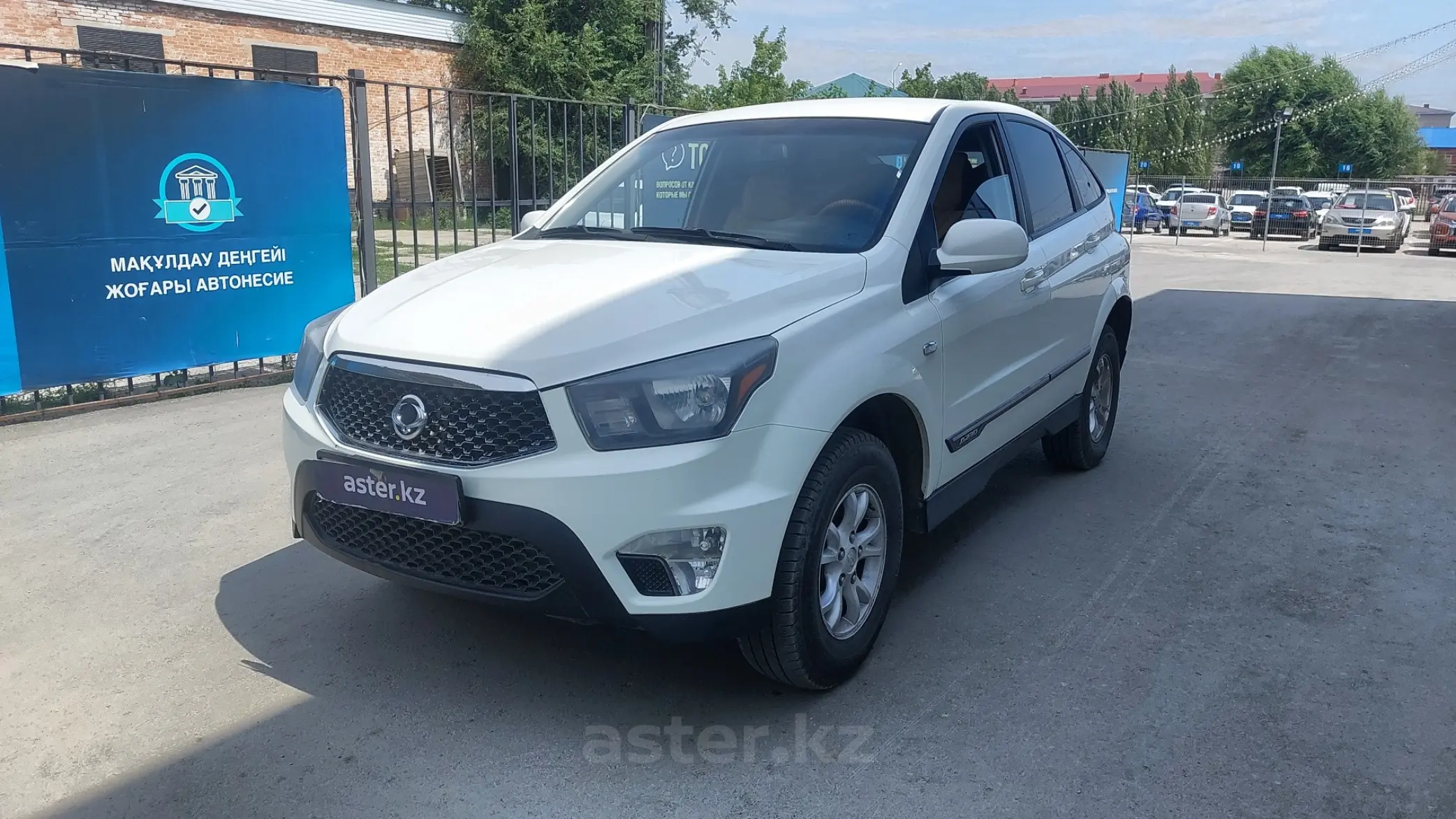 SsangYong Nomad 2014