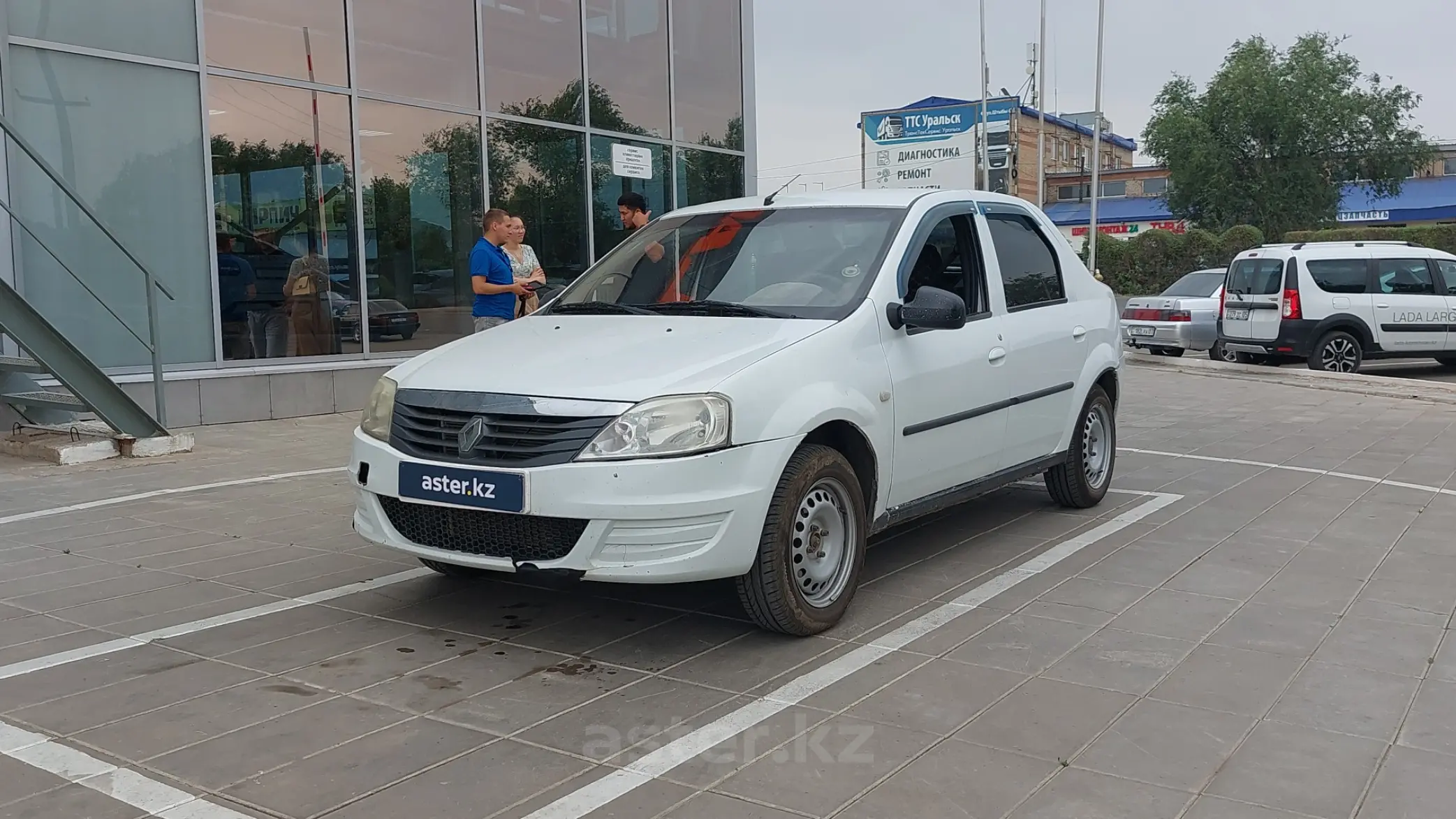 Renault Logan 2013