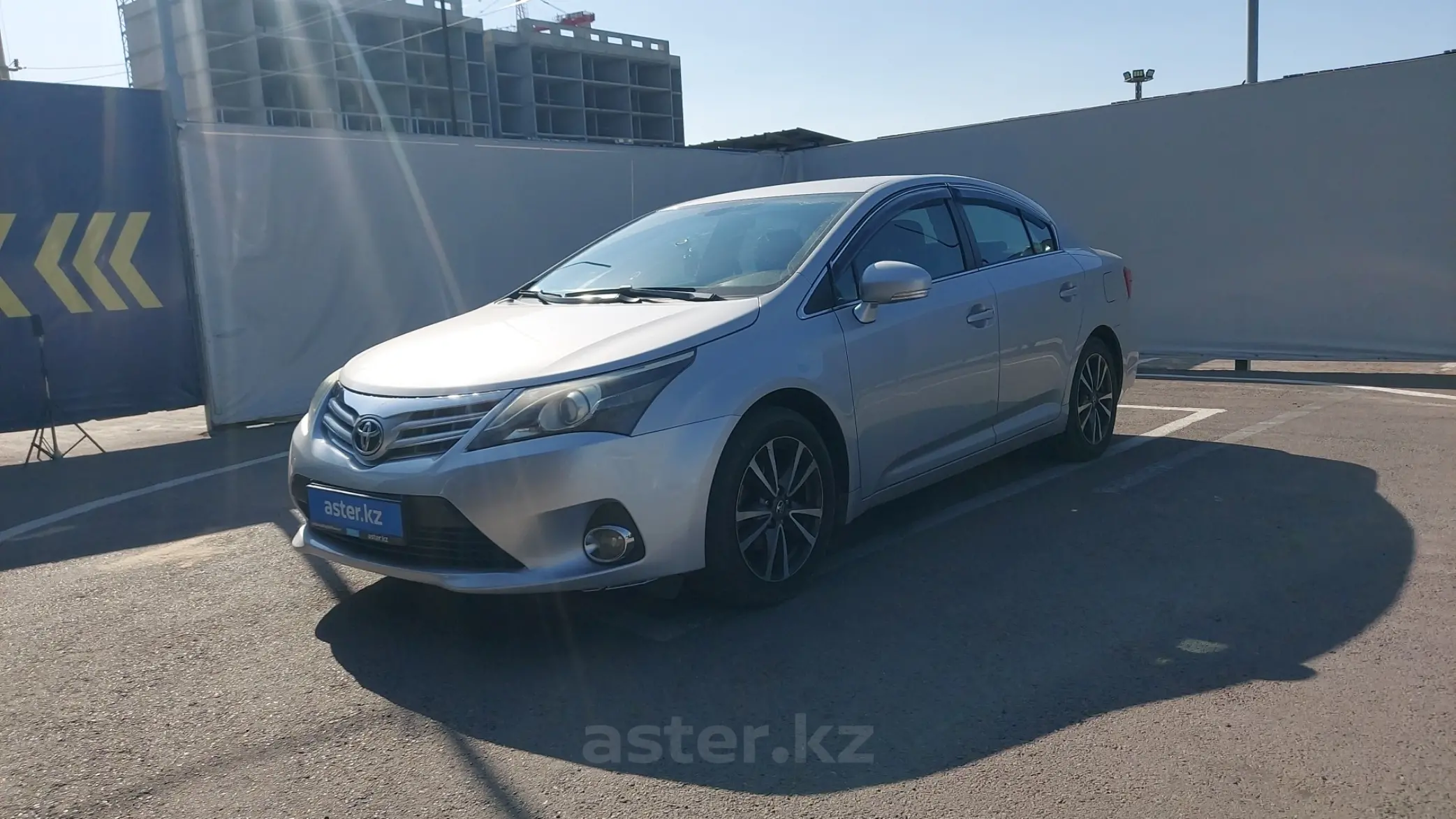 Toyota Avensis 2013