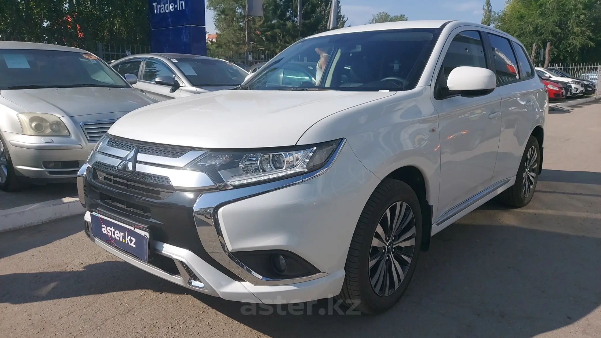 Mitsubishi Outlander 2022