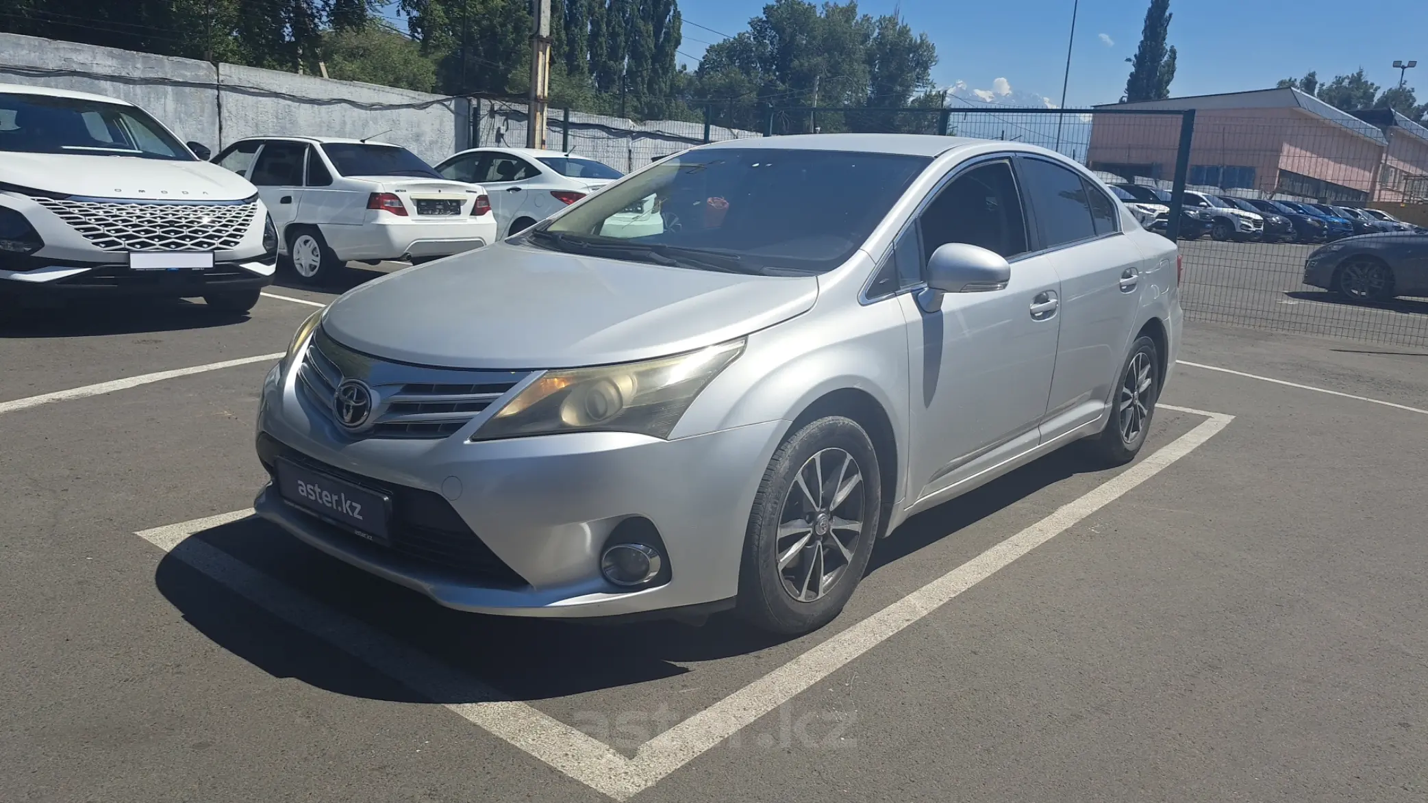 Toyota Avensis 2013