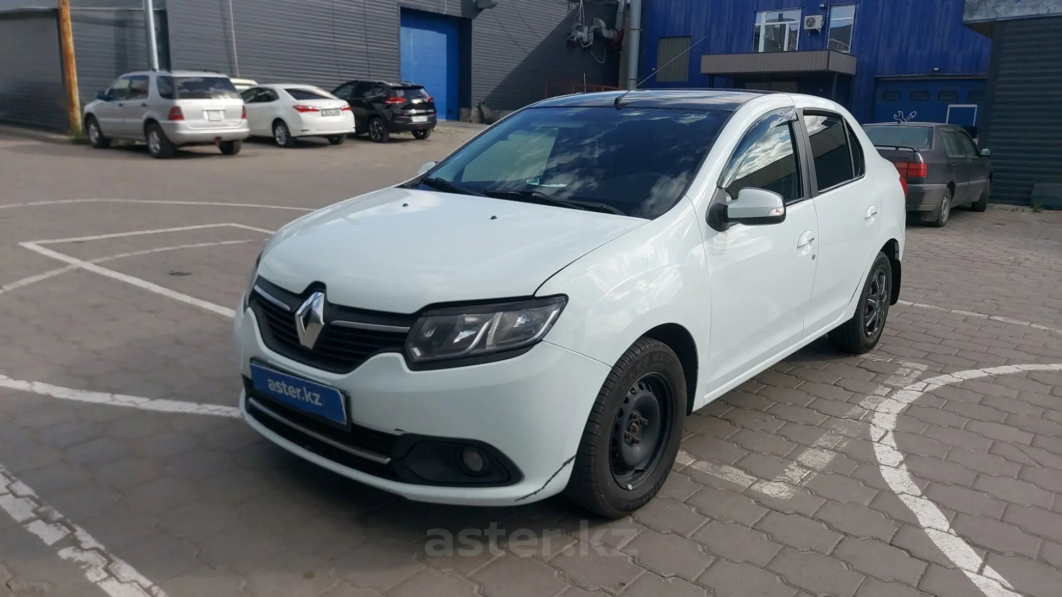 Renault Logan 2015