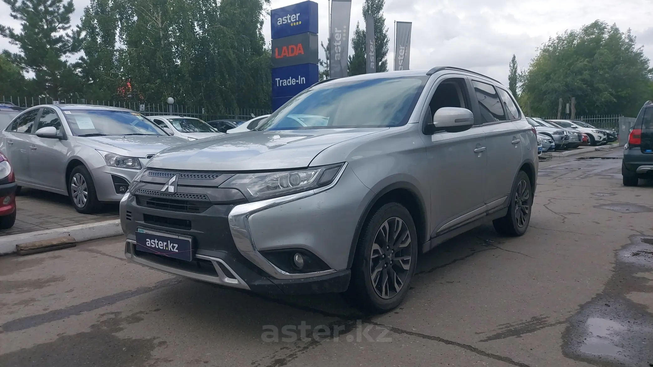 Mitsubishi Outlander 2021