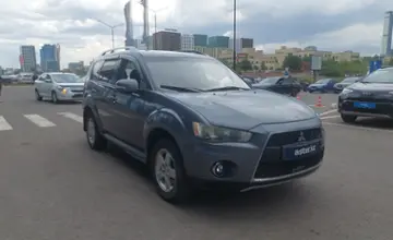 Mitsubishi Outlander 2010 года за 6 700 000 тг. в Астана фото 2