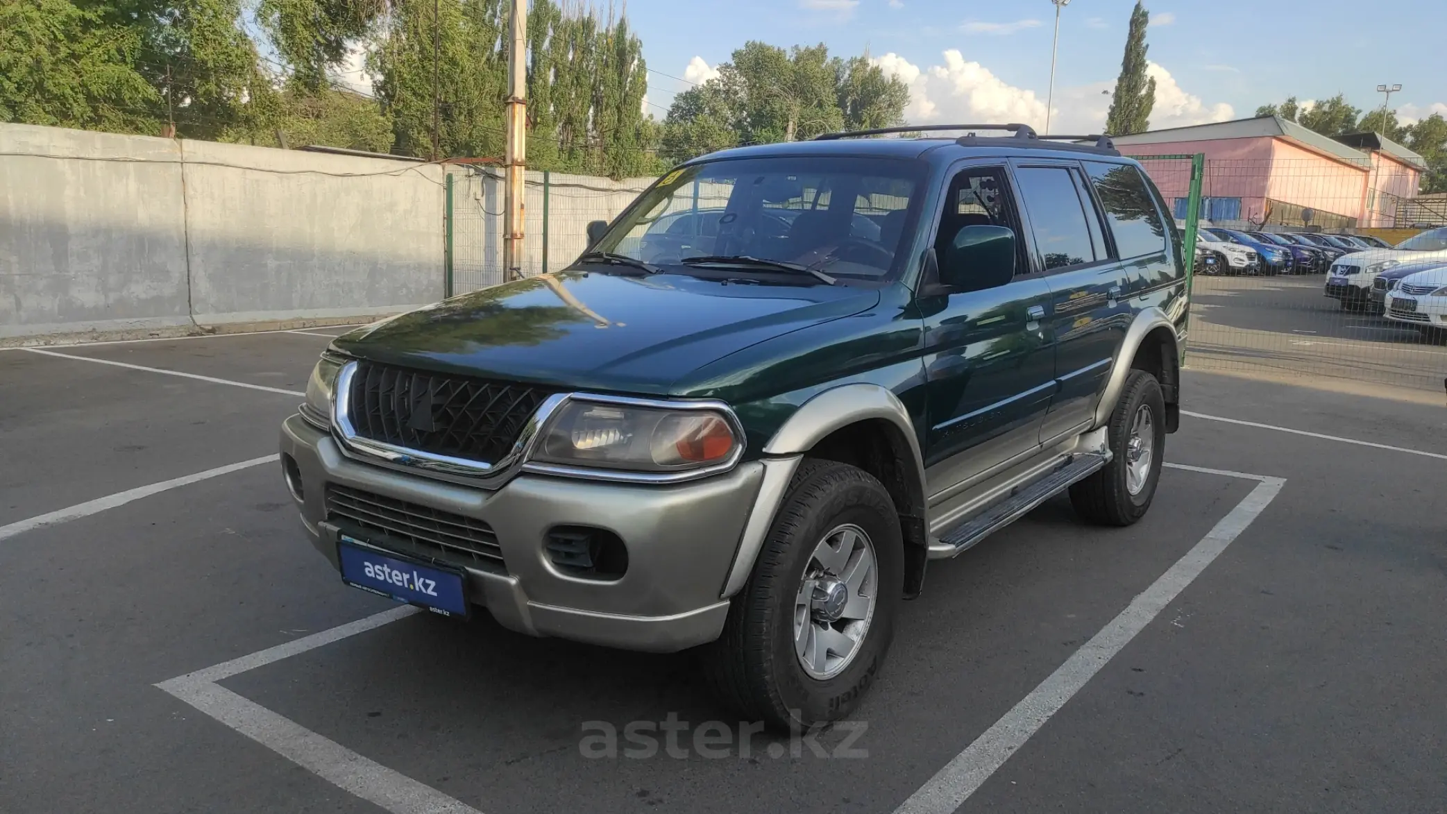 Mitsubishi Montero Sport 2000