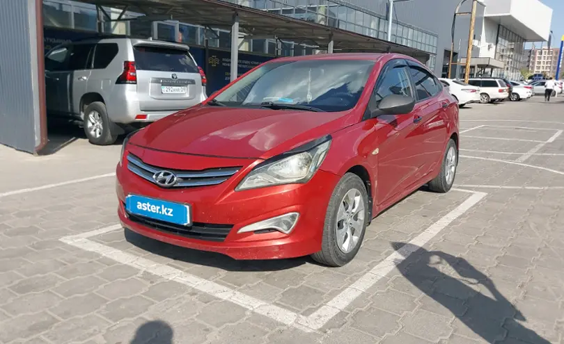 Что то фото hyundai solaris 2014 год хэтчбек коричневого цвета