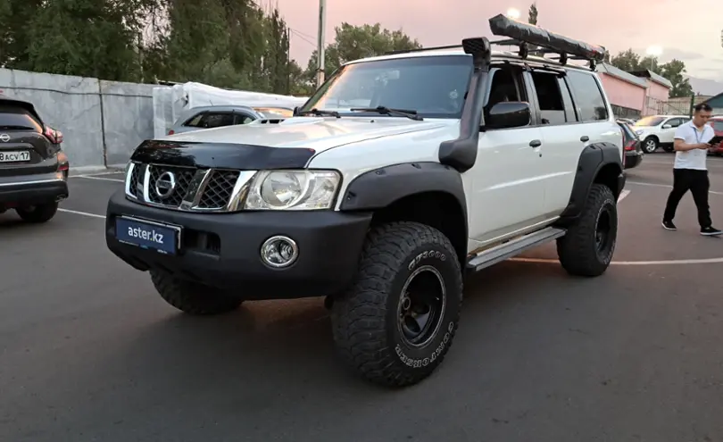 Nissan Patrol 2005 года за 9 000 000 тг. в Алматы