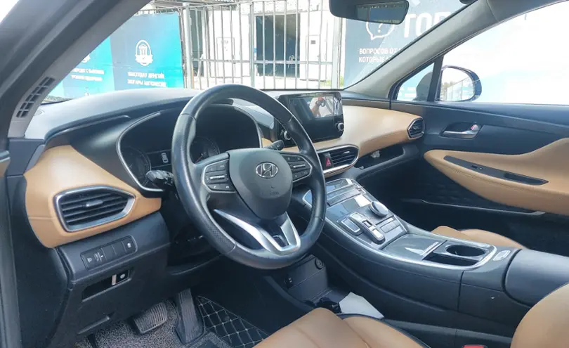Hyundai Santa Fe 2021 года за 15 000 000 тг. в Актобе фото 5