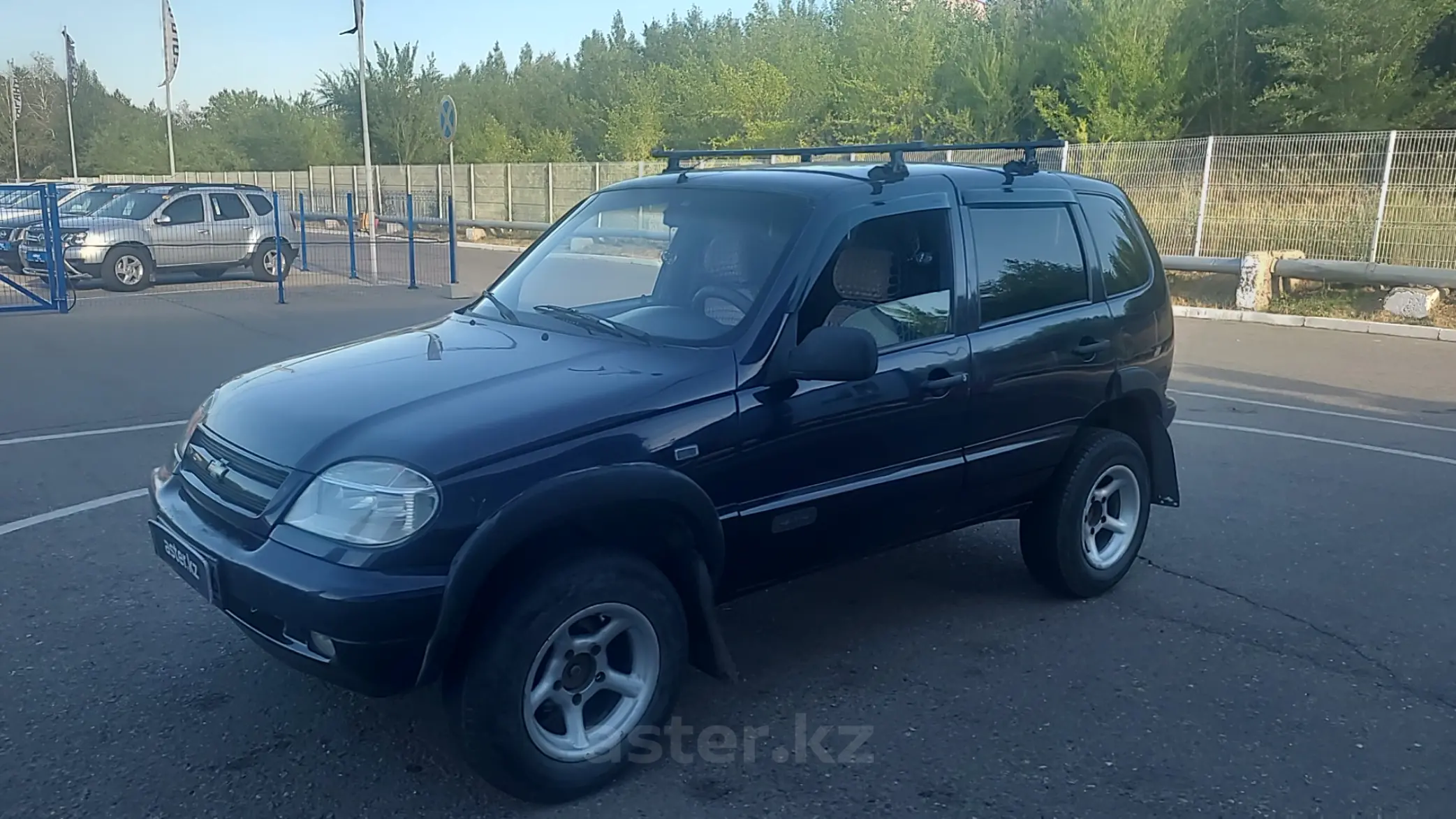 Купить Chevrolet Niva 2005 года в Усть-Каменогорске, цена 2500000 тенге.  Продажа Chevrolet Niva в Усть-Каменогорске - Aster.kz. №c872385