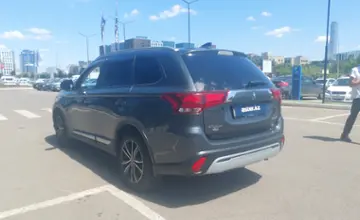 Mitsubishi Outlander 2019 года за 12 000 000 тг. в Астана фото 4