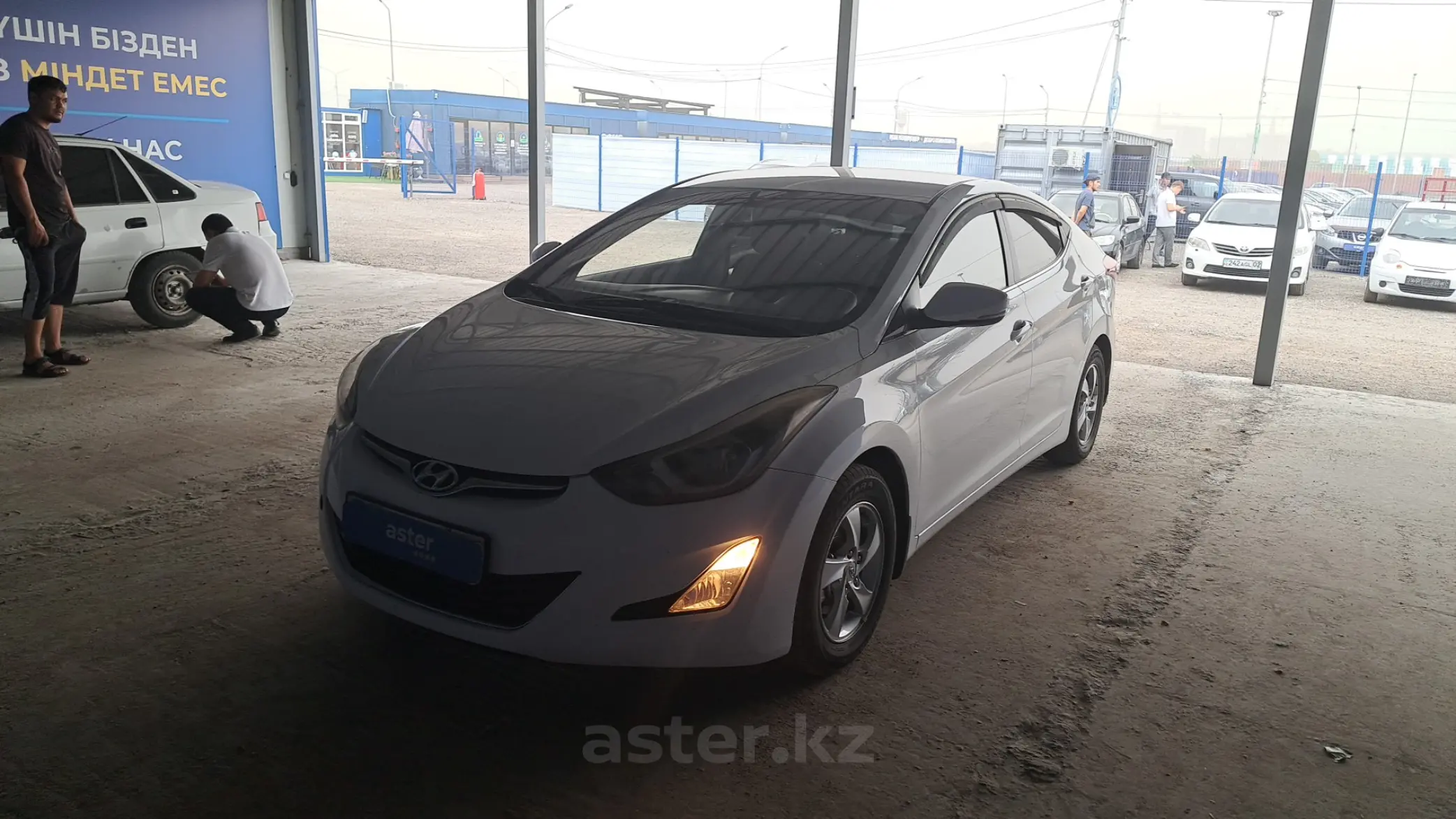 Hyundai Elantra 2016