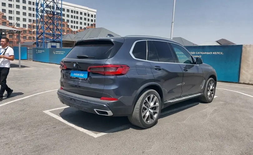 BMW X5 2019 года за 34 000 000 тг. в Шымкент фото 3
