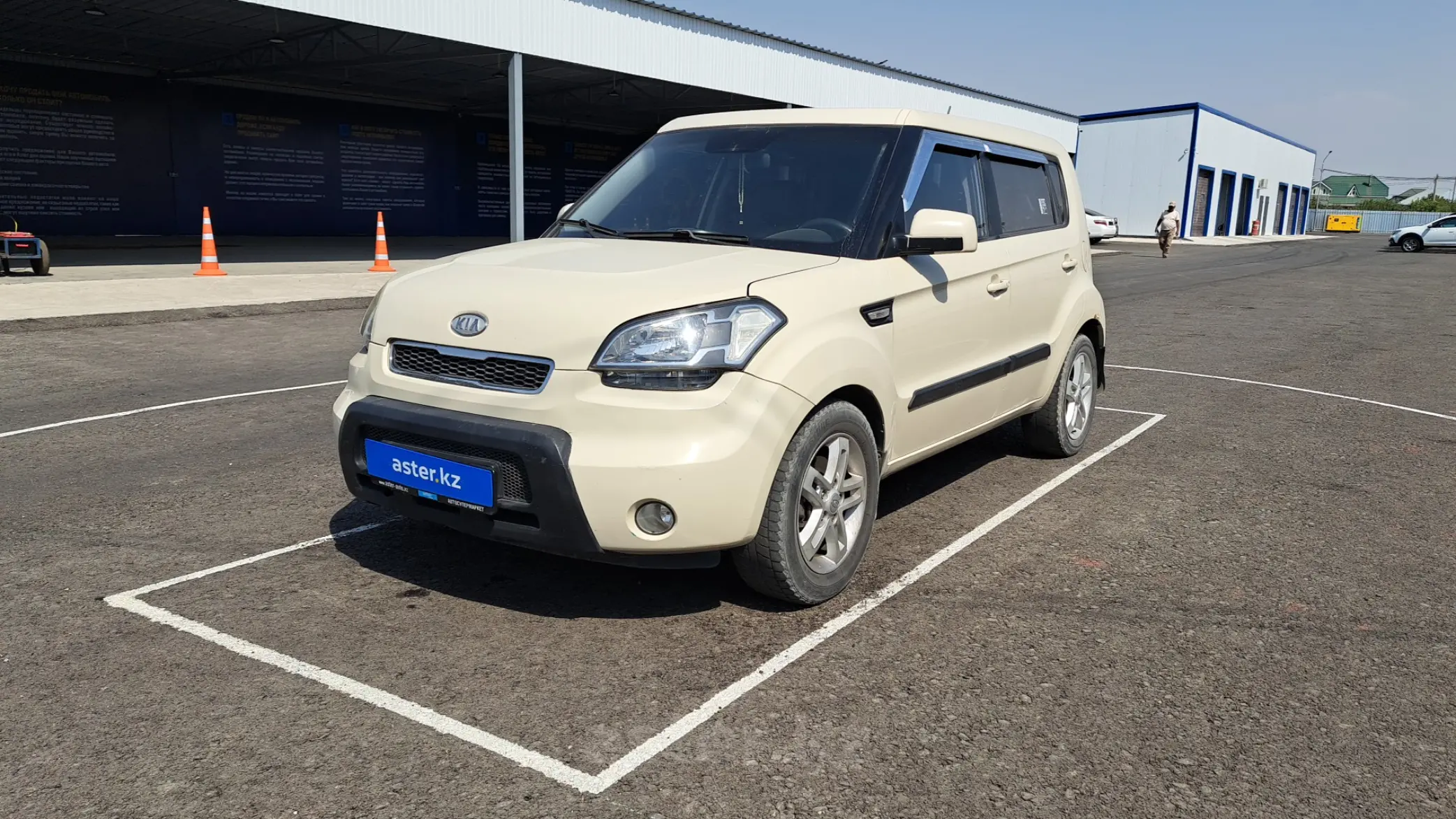 Купить Kia Soul 2010 года в Шымкенте, цена 4800000 тенге. Продажа Kia Soul  в Шымкенте - Aster.kz. №c876683