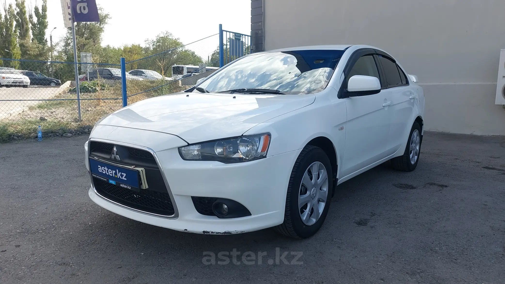 Mitsubishi Lancer 2013