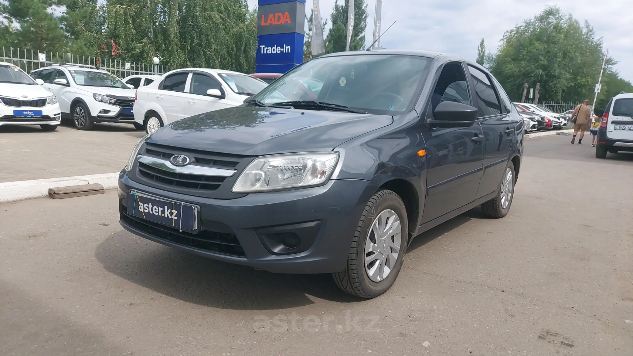 LADA (ВАЗ) Granta 2015