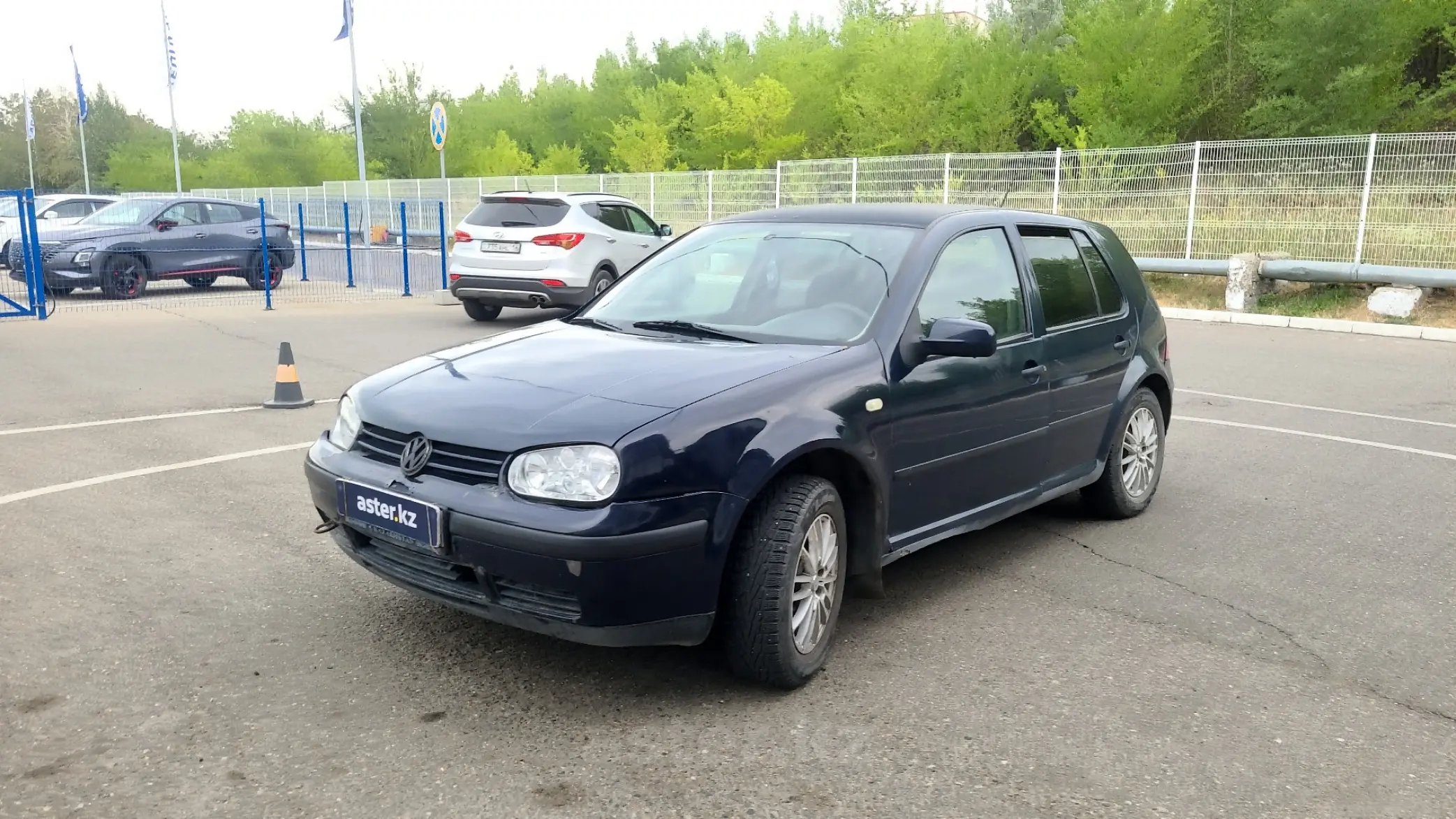 Volkswagen Golf 2000