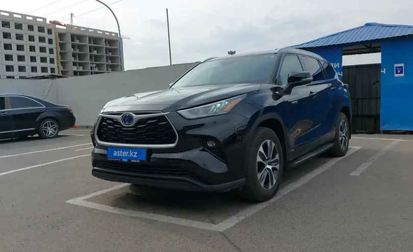 Toyota Highlander 2021 года за 25 000 000 тг. в Алматы