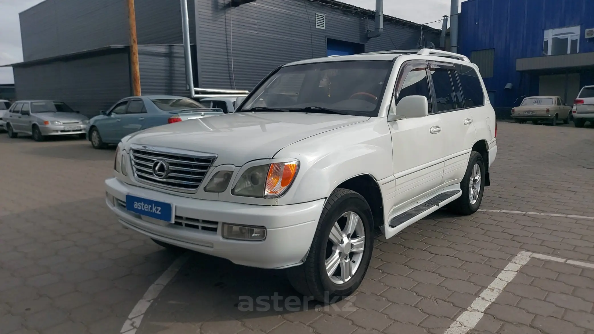 Lexus LX 2002