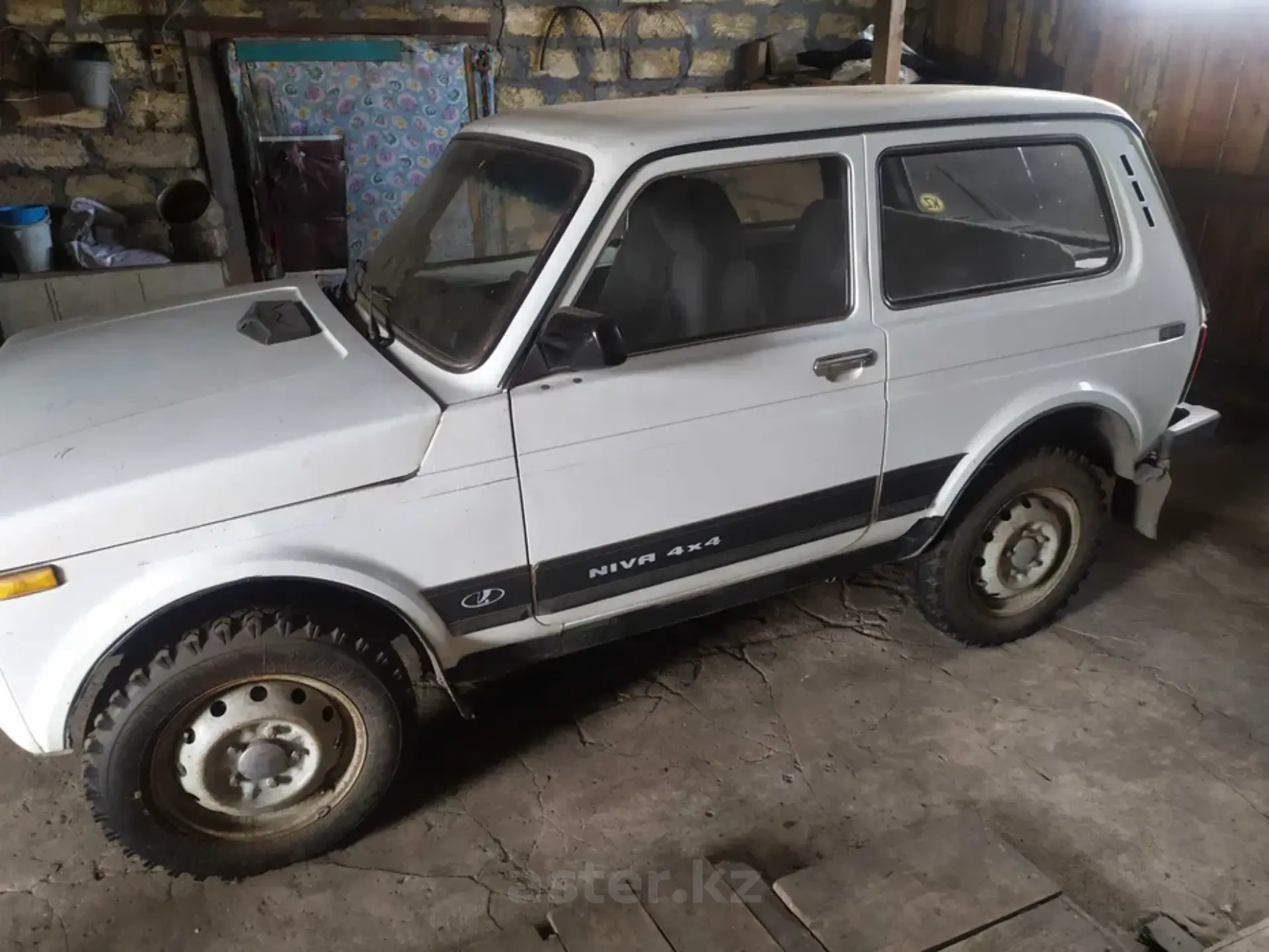 LADA (ВАЗ) 2121 (4x4) 2000