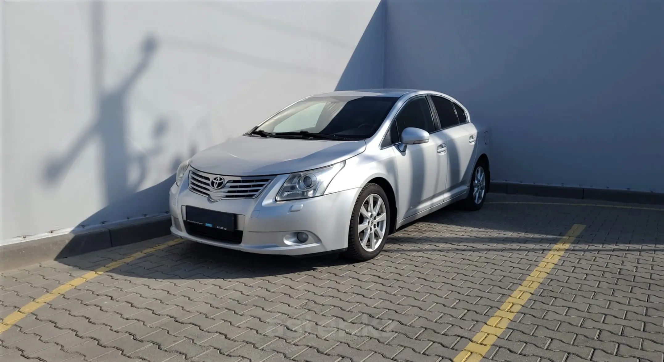 Toyota Avensis 2010