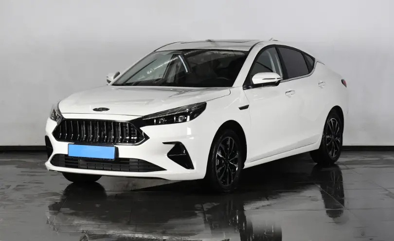 JAC J7 2023 года за 8 990 000 тг. в Астана