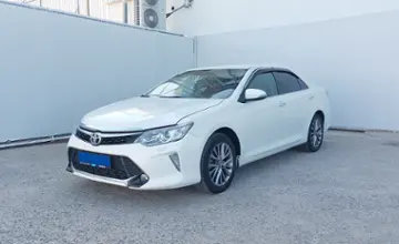 Toyota Camry 2017 года за 11 990 000 тг. в Уральск