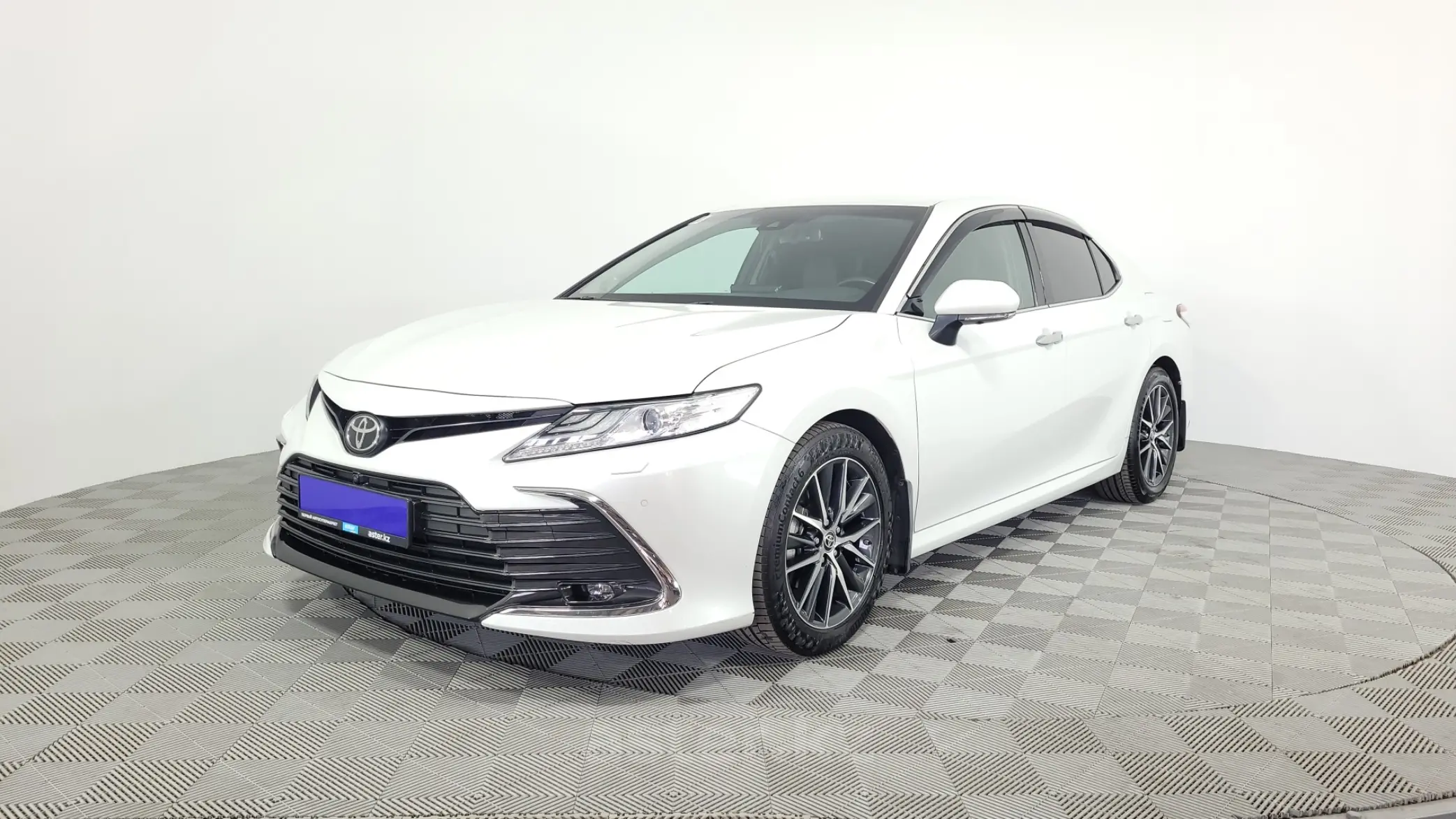 Toyota Camry 2021