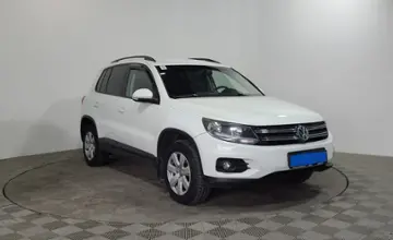 Volkswagen Tiguan 2014 года за 7 190 000 тг. в Алматы фото 3