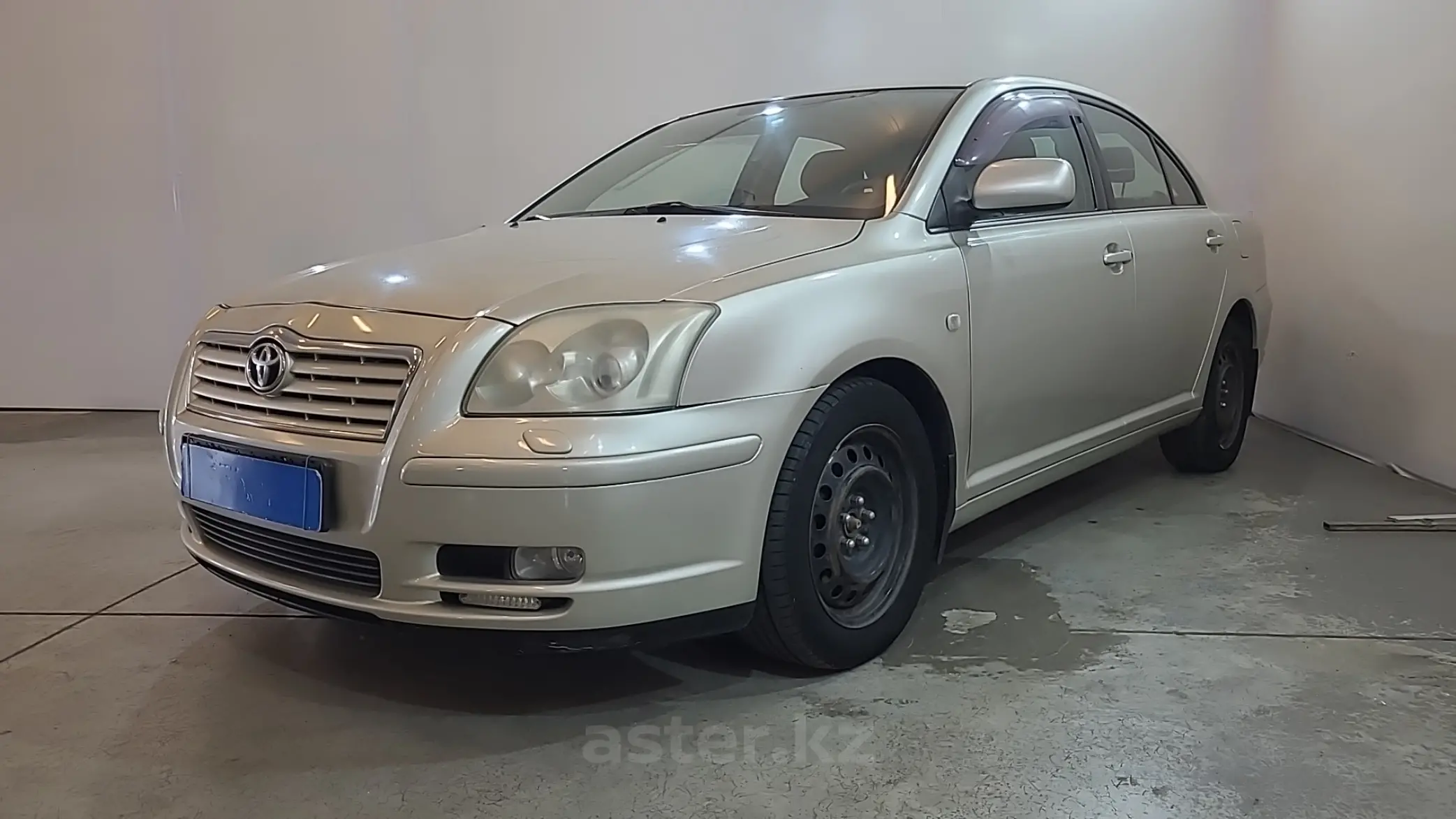 Toyota Avensis 2003